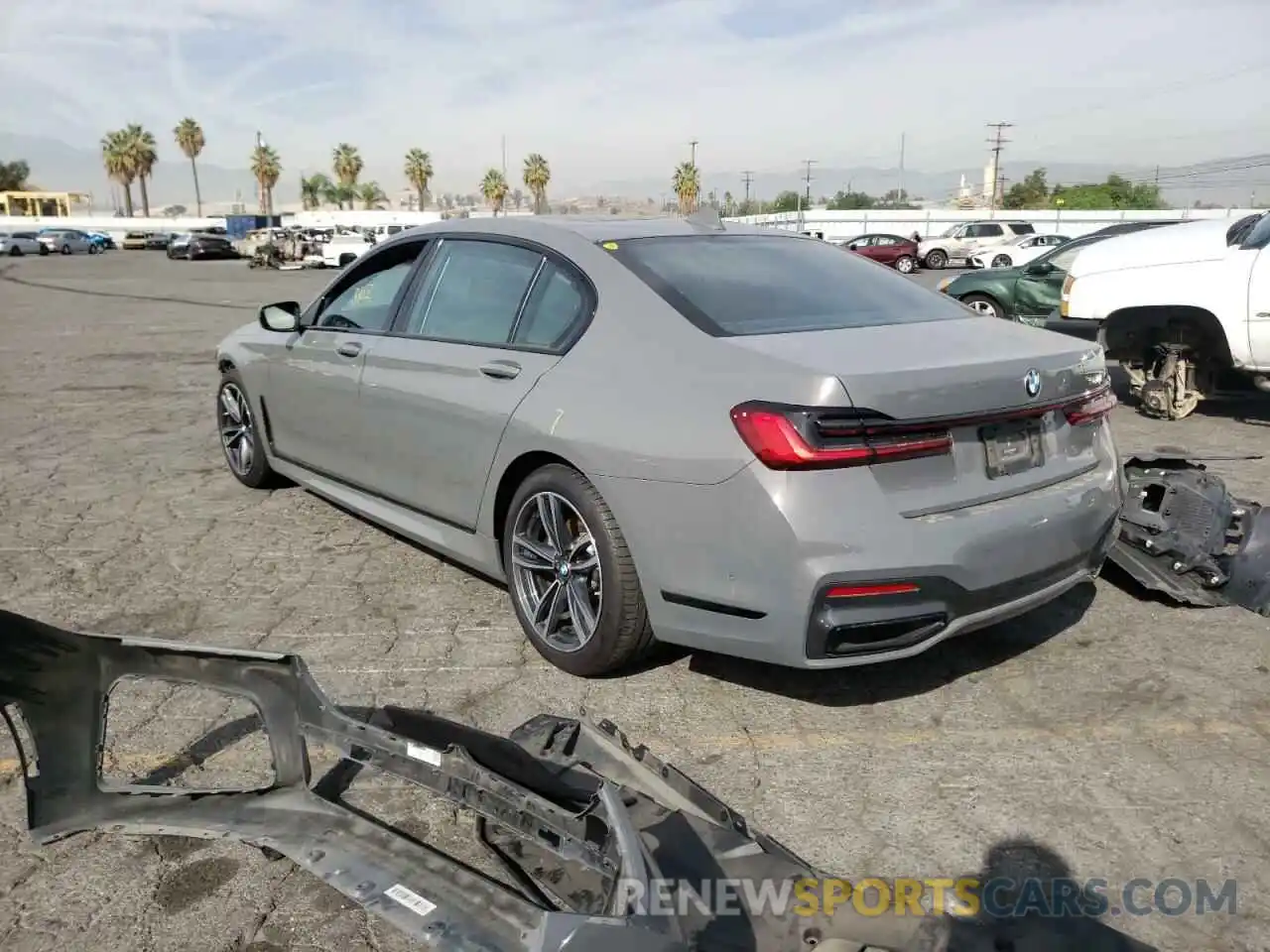 3 Photograph of a damaged car WBA7T2C00LGL17217 BMW 7 SERIES 2020