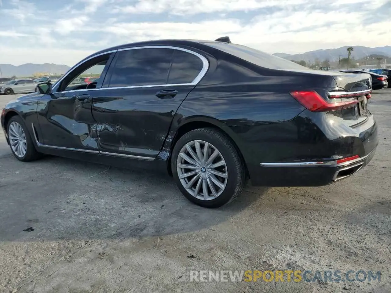 2 Photograph of a damaged car WBA7T2C01LGL17386 BMW 7 SERIES 2020