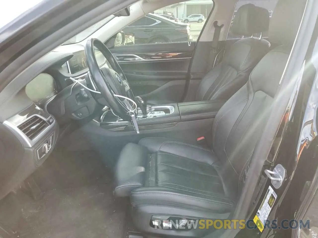 7 Photograph of a damaged car WBA7T2C01LGL17386 BMW 7 SERIES 2020