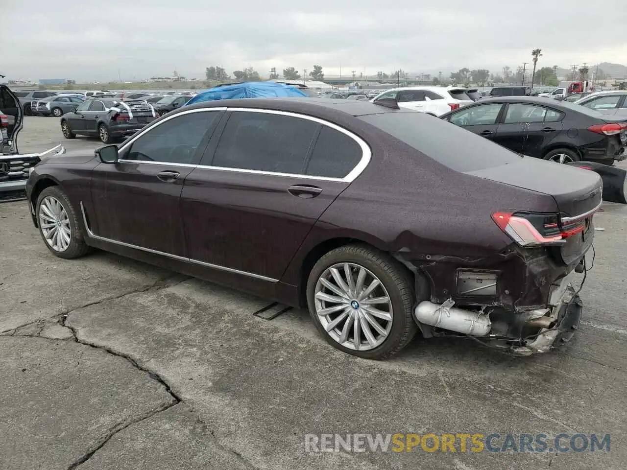2 Photograph of a damaged car WBA7T2C04LCD14332 BMW 7 SERIES 2020