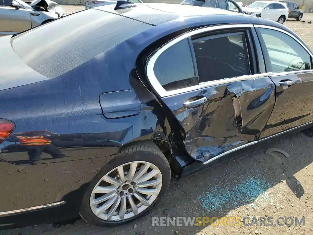 9 Photograph of a damaged car WBA7T2C06LCD53519 BMW 7 SERIES 2020