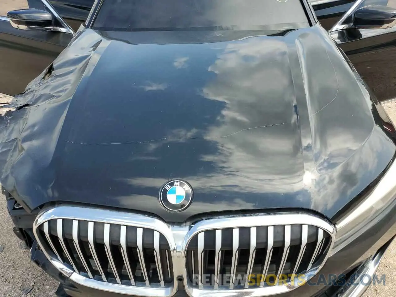11 Photograph of a damaged car WBA7T2C06LGL17660 BMW 7 SERIES 2020