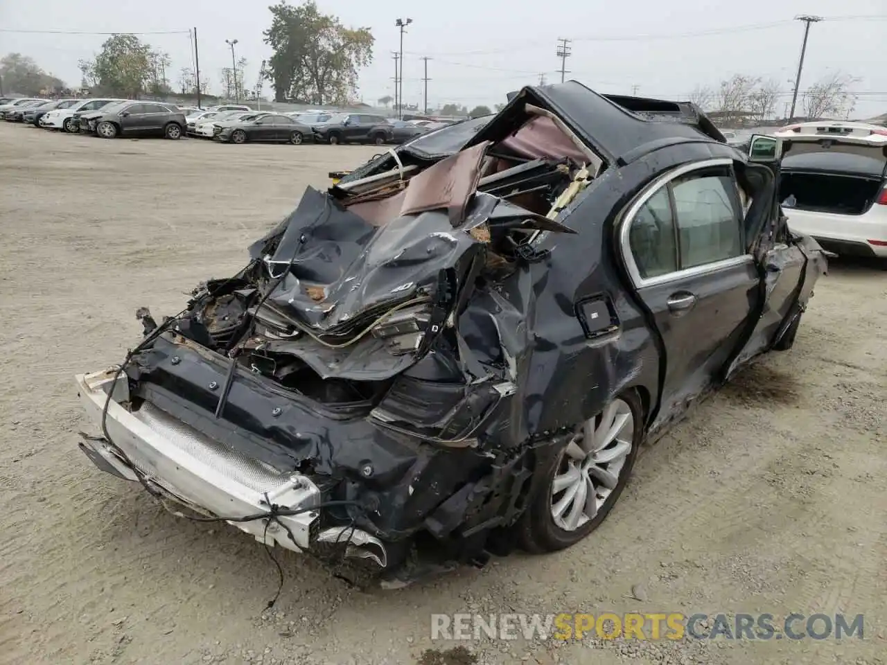 4 Photograph of a damaged car WBA7T2C06LGL17710 BMW 7 SERIES 2020