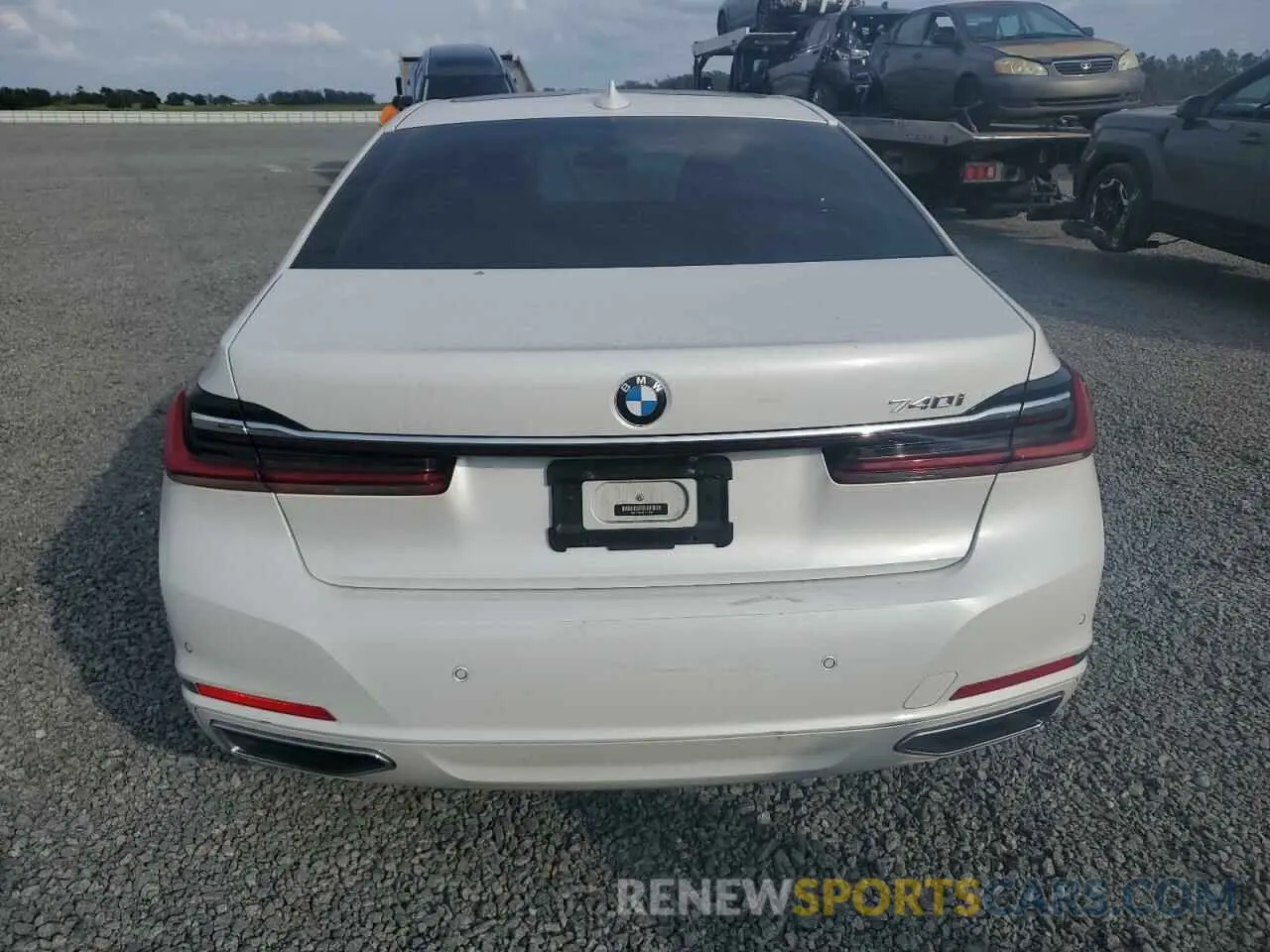 6 Photograph of a damaged car WBA7T2C09LGL17815 BMW 7 SERIES 2020