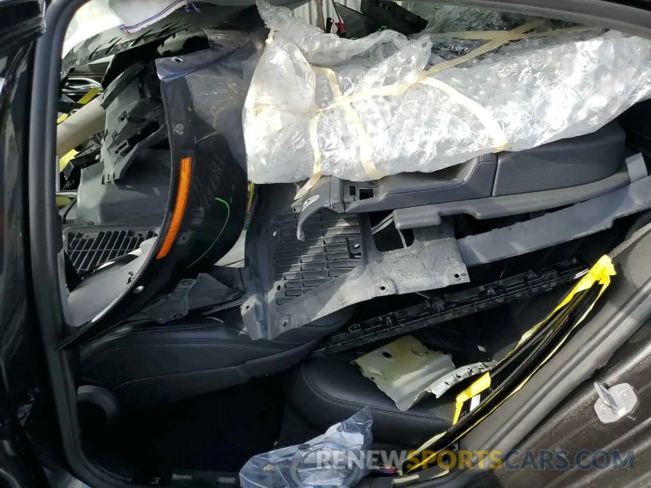 12 Photograph of a damaged car WBA7U2C01LGM27402 BMW 7 SERIES 2020