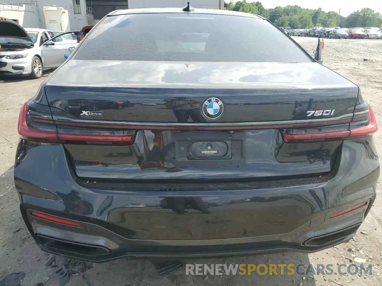 6 Photograph of a damaged car WBA7U2C01LGM27755 BMW 7 SERIES 2020