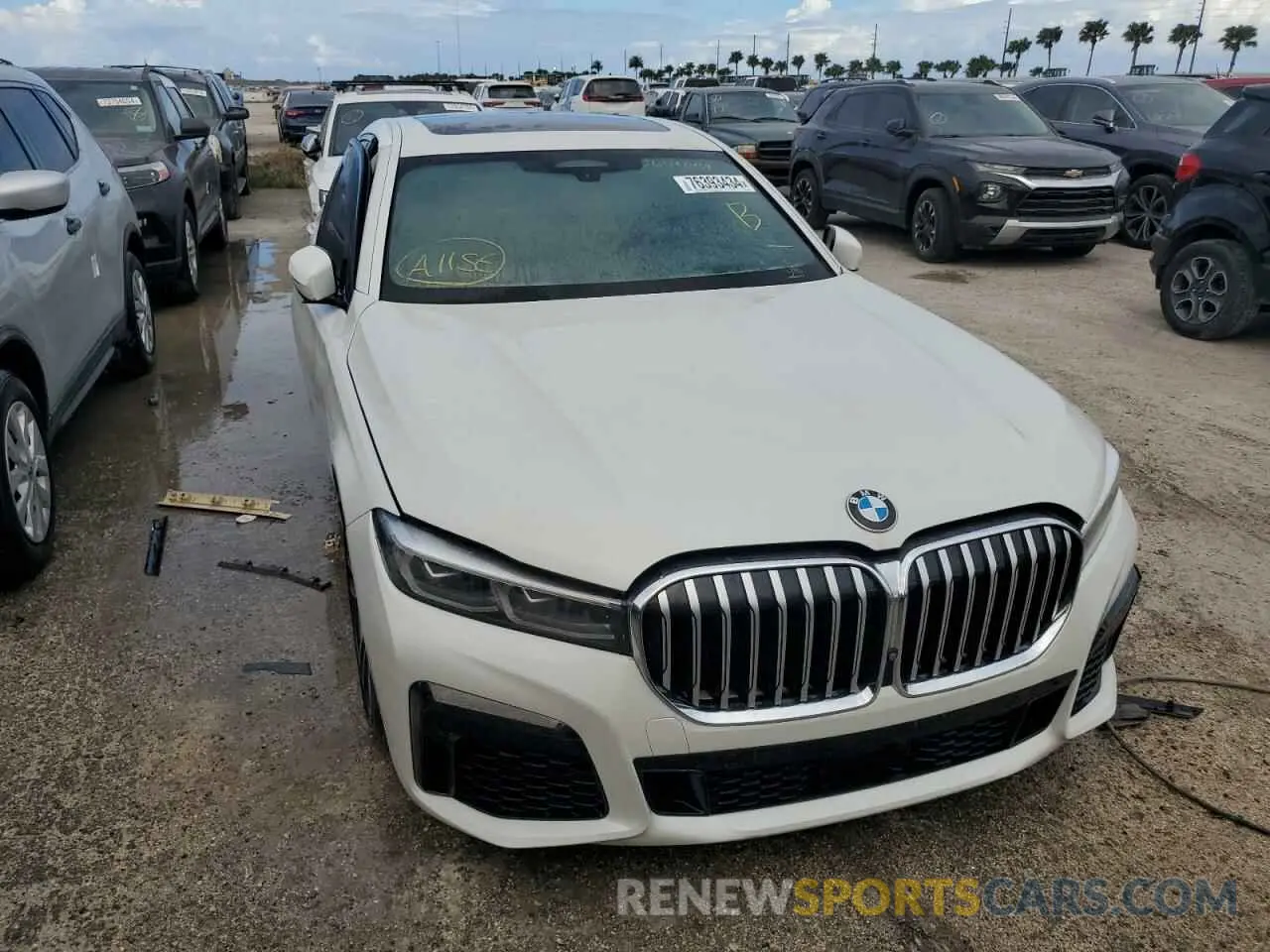 5 Photograph of a damaged car WBA7U2C02LCD70573 BMW 7 SERIES 2020
