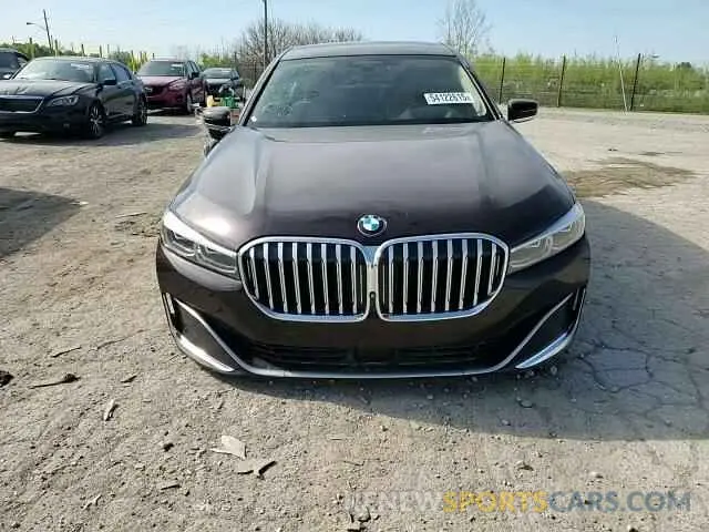 13 Photograph of a damaged car WBA7U2C02LGM27019 BMW 7 SERIES 2020