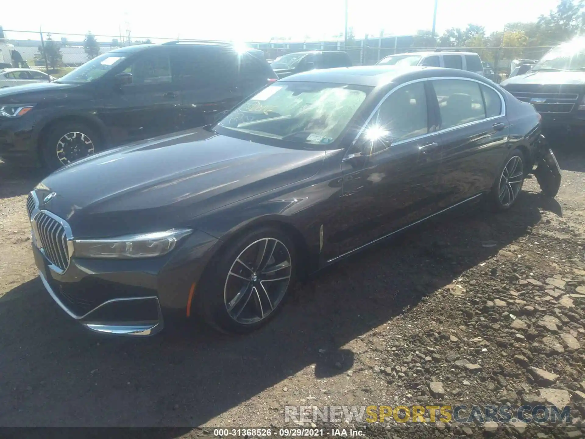 2 Photograph of a damaged car WBA7U2C05LGM27242 BMW 7 SERIES 2020