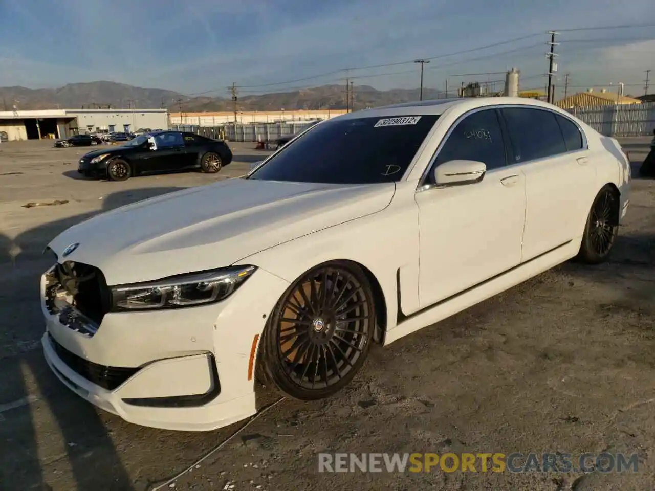 2 Photograph of a damaged car WBA7U2C12LBM62309 BMW 7 SERIES 2020