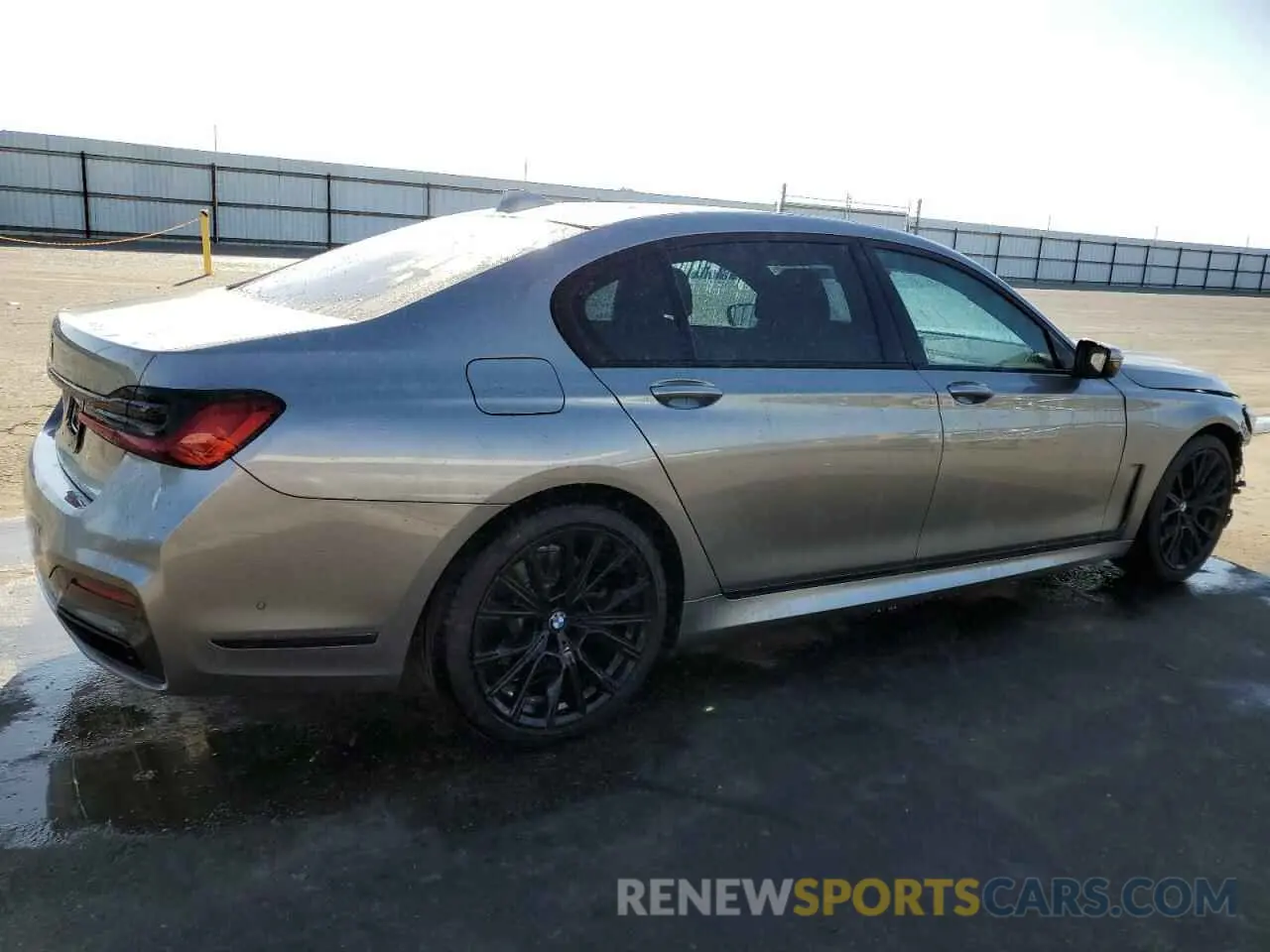 3 Photograph of a damaged car WBA7T2C01MCF71823 BMW 7 SERIES 2021