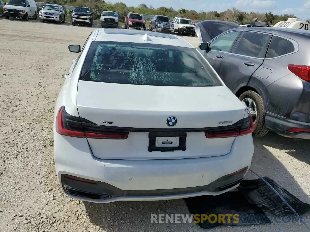 6 Photograph of a damaged car WBA7U2C04MCF45228 BMW 7 SERIES 2021