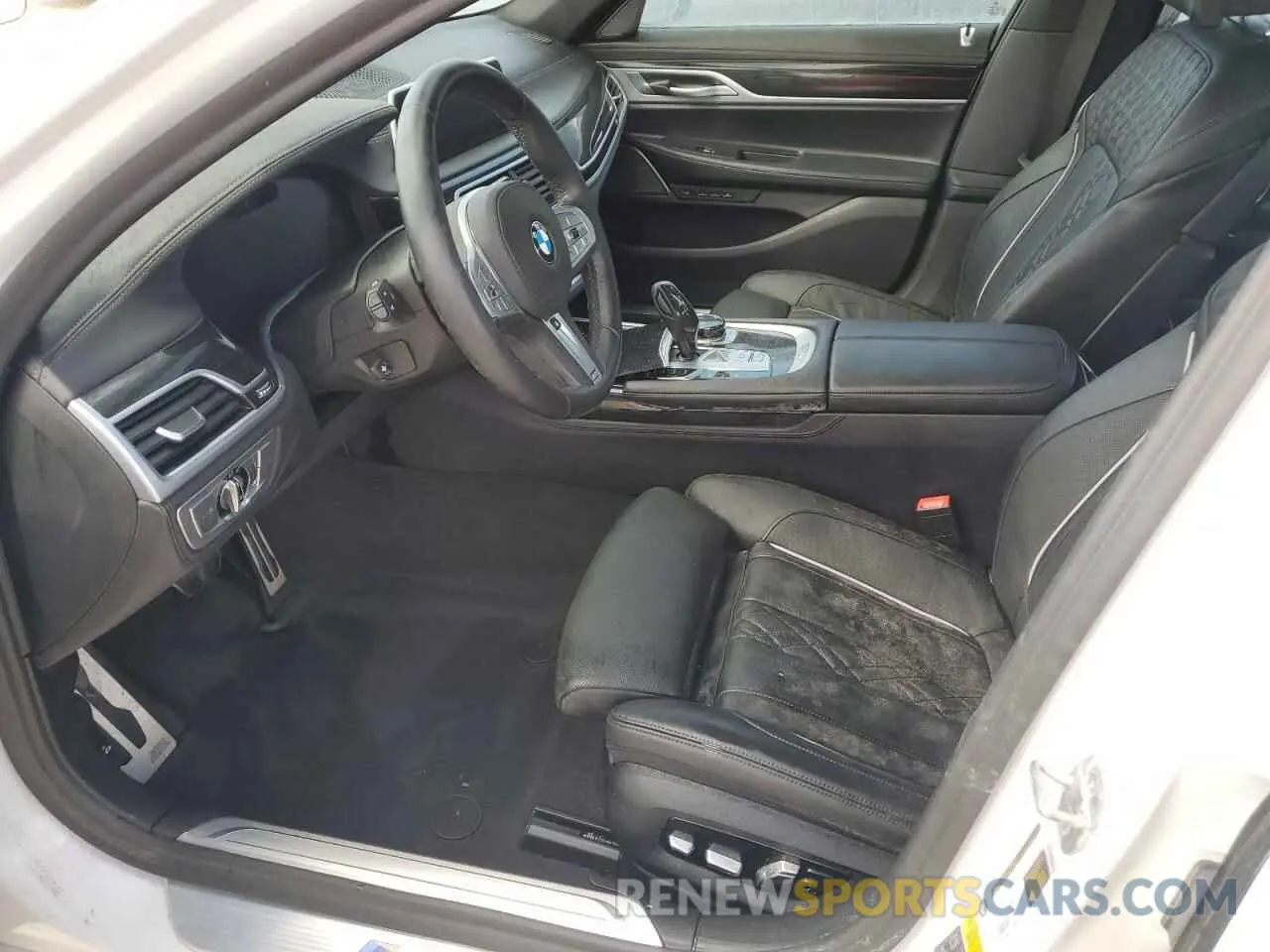 7 Photograph of a damaged car WBA7U2C04MCF45228 BMW 7 SERIES 2021
