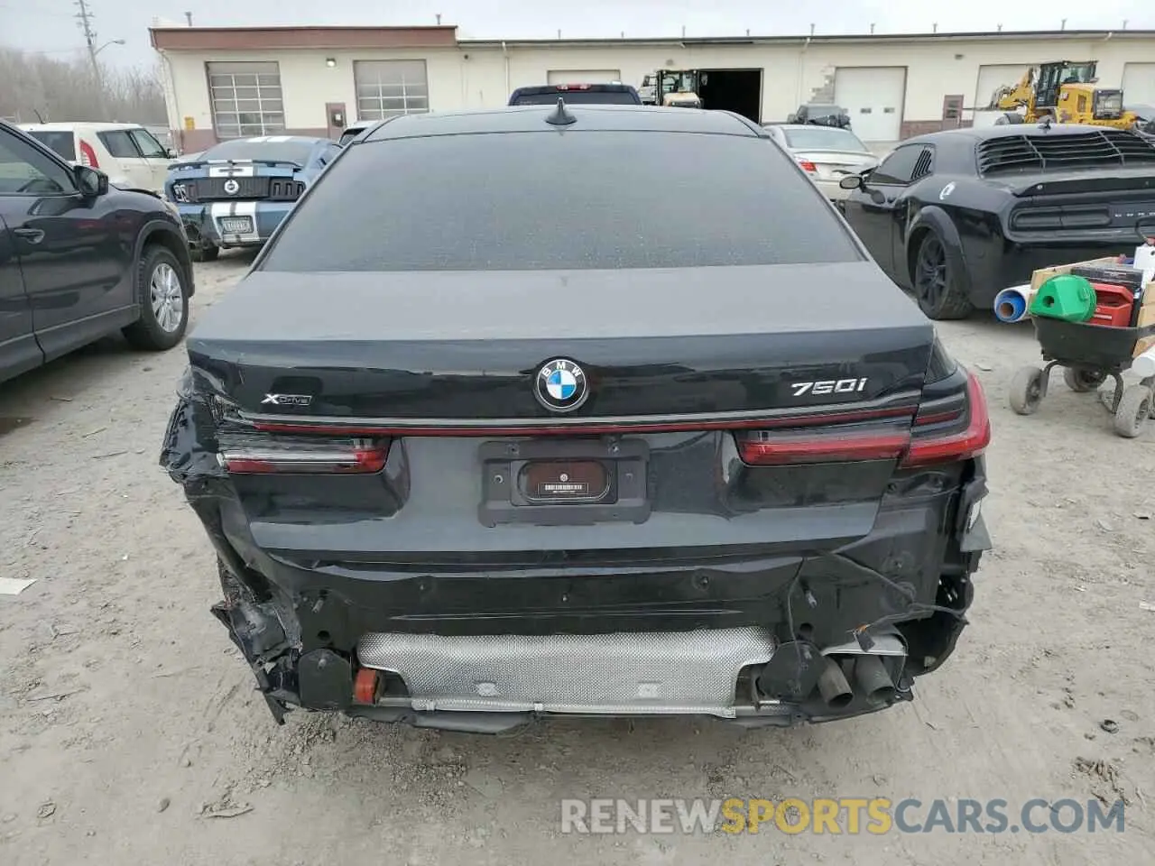 6 Photograph of a damaged car WBA7U2C05MCF78609 BMW 7 SERIES 2021