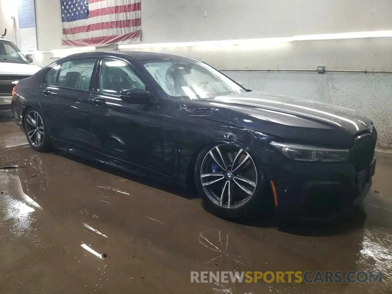 4 Photograph of a damaged car WBA7U2C08MCF39996 BMW 7 SERIES 2021