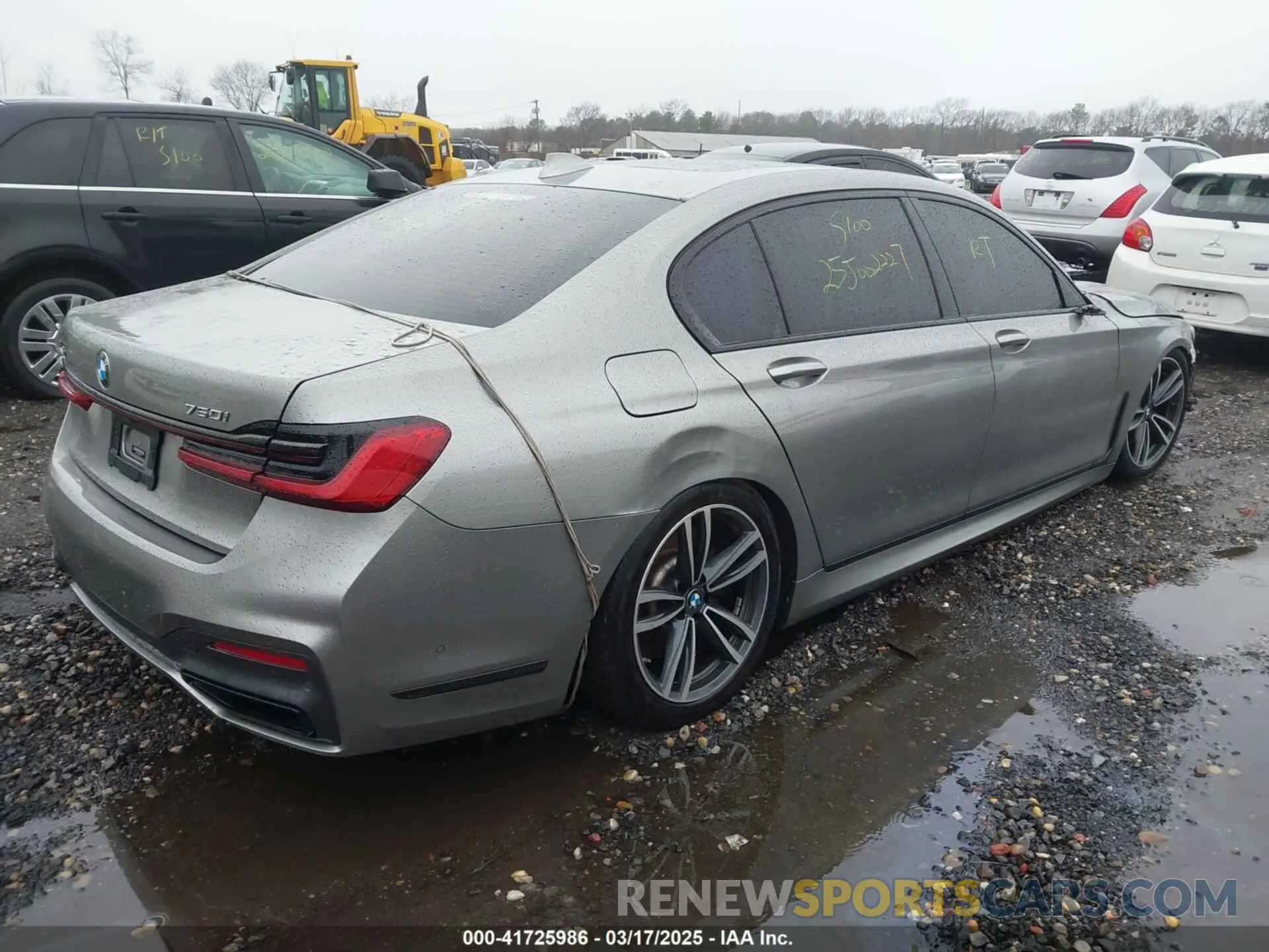 4 Photograph of a damaged car WBA7U2C09MCF54281 BMW 7 SERIES 2021