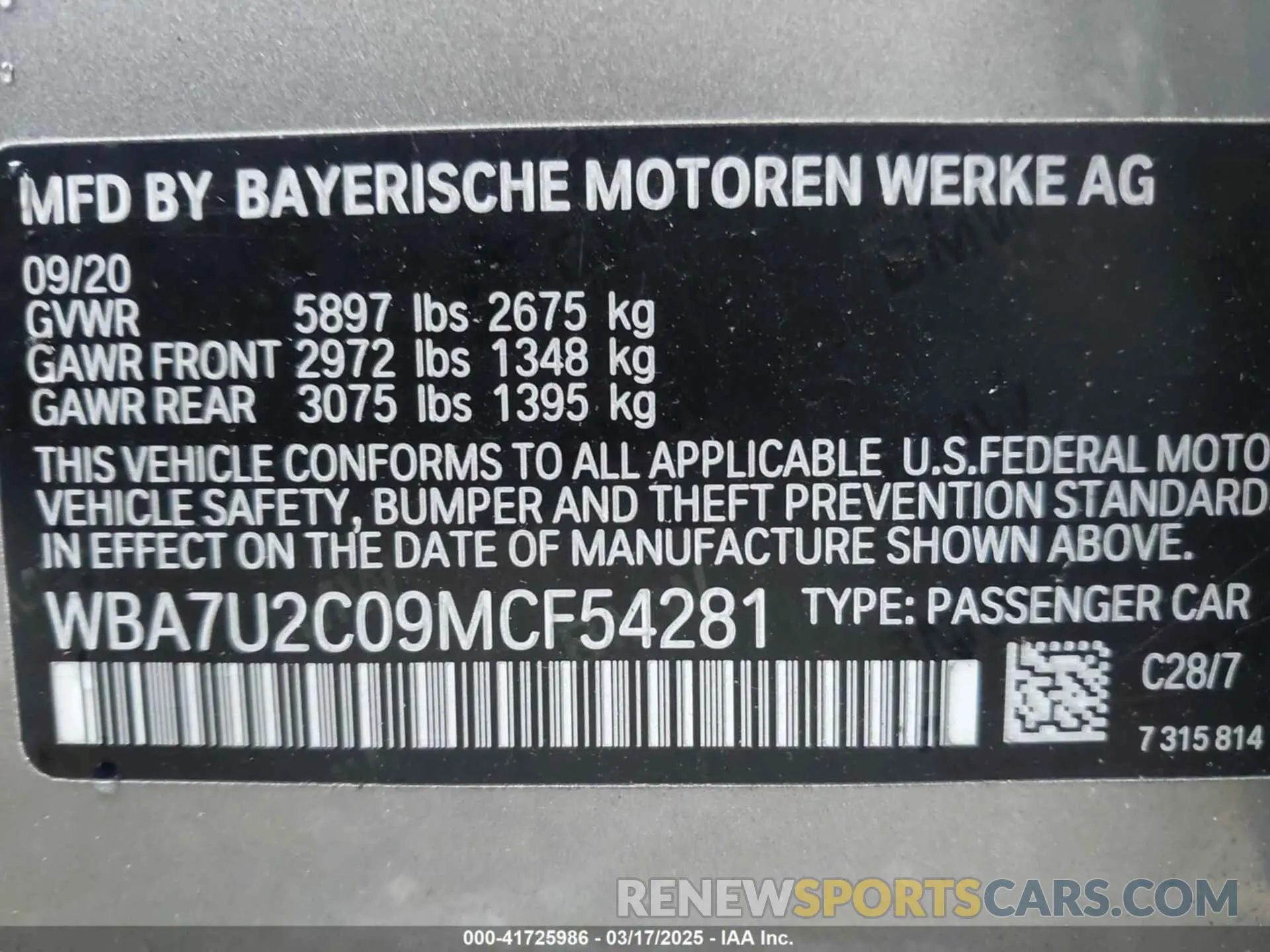 9 Photograph of a damaged car WBA7U2C09MCF54281 BMW 7 SERIES 2021