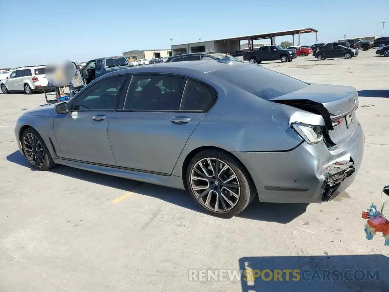 2 Photograph of a damaged car WBA7U2C0XMCF41152 BMW 7 SERIES 2021