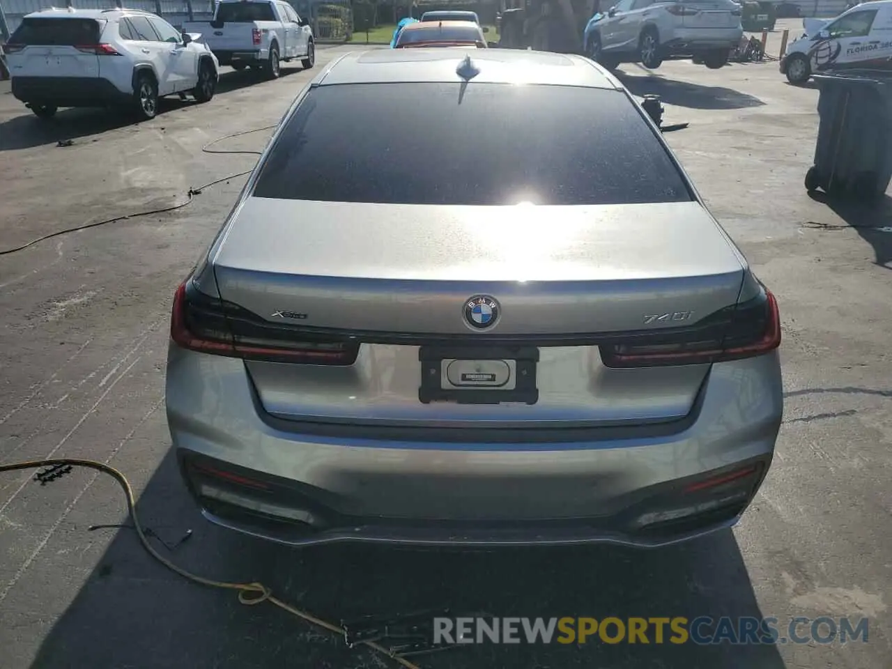 6 Photograph of a damaged car WBA7T4C03NCK85529 BMW 7 SERIES 2022