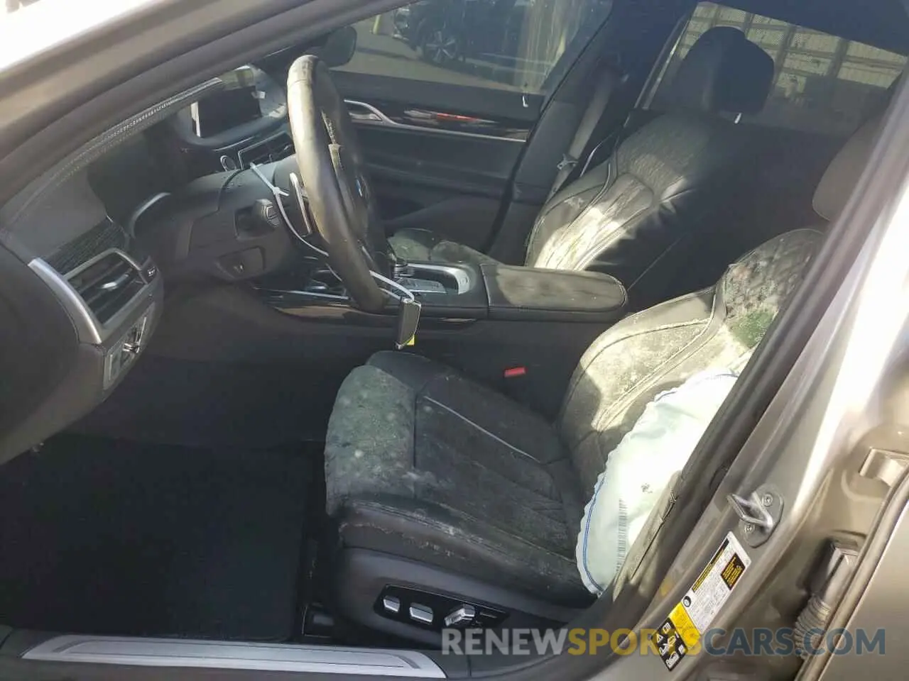 7 Photograph of a damaged car WBA7T4C03NCK85529 BMW 7 SERIES 2022