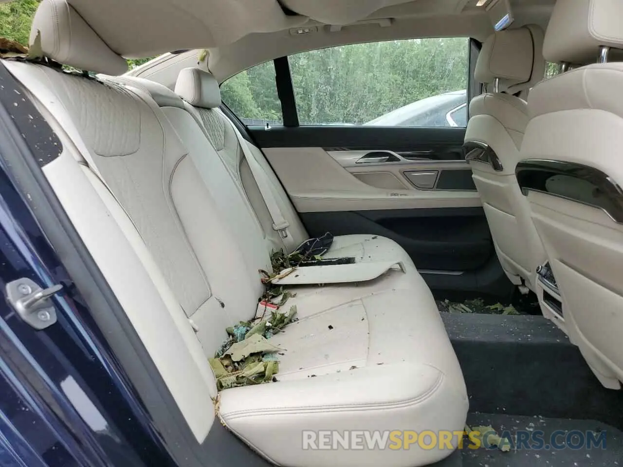 10 Photograph of a damaged car WBA7T4C06NCH78320 BMW 7 SERIES 2022