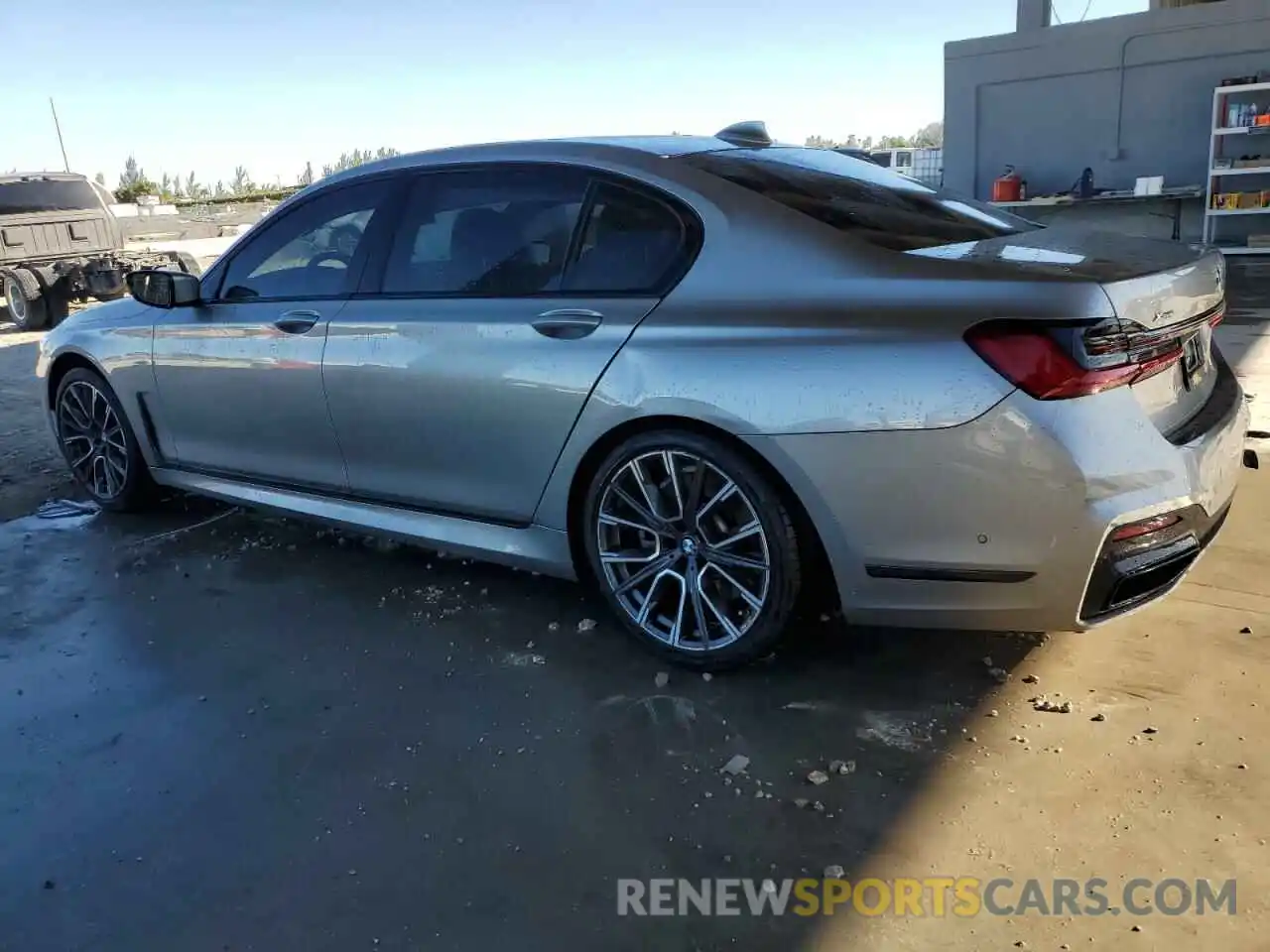 2 Photograph of a damaged car WBA7U2C01NCK62283 BMW 7 SERIES 2022