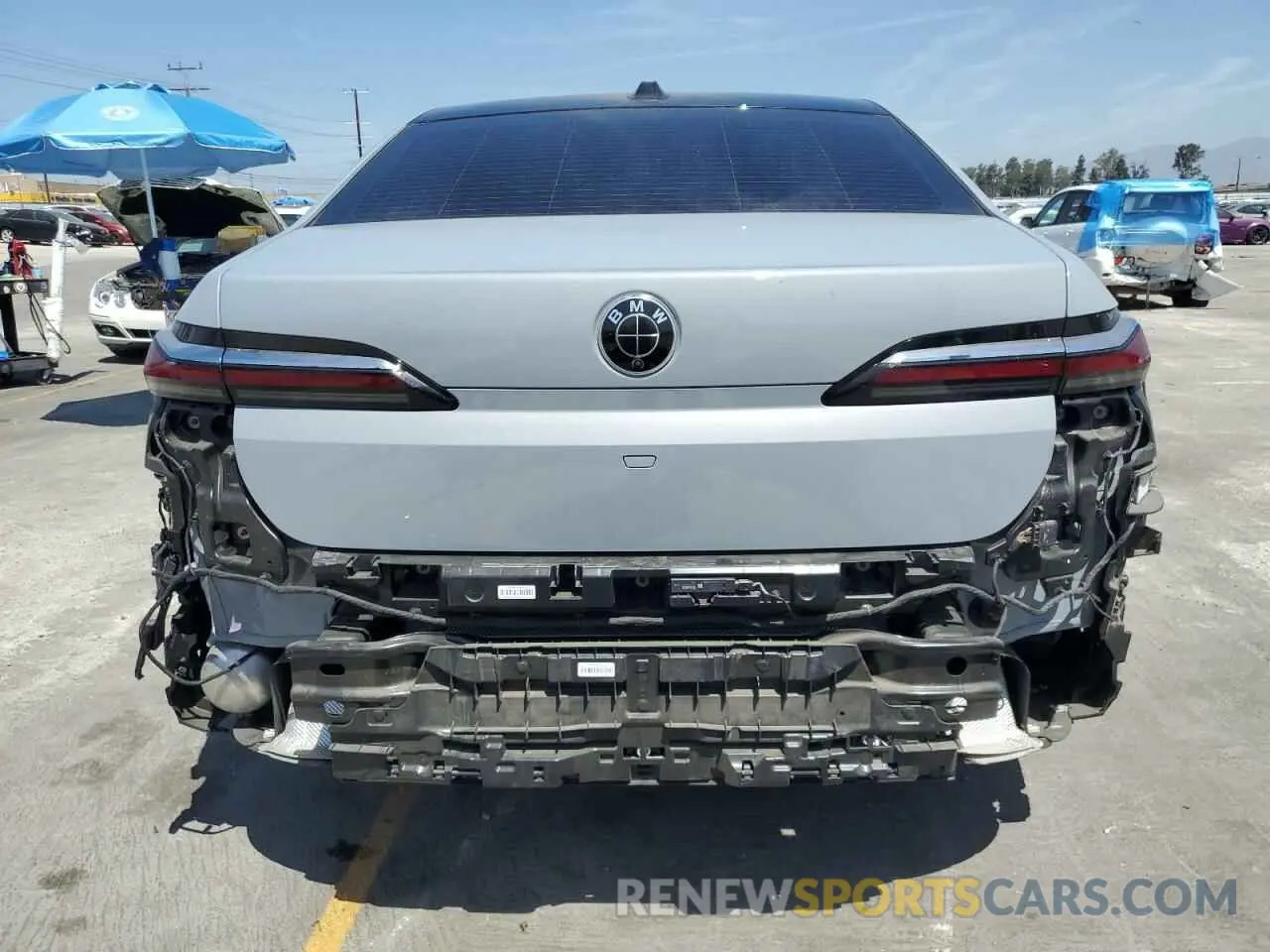 6 Photograph of a damaged car WBA23EH05PCM61539 BMW 7 SERIES 2023