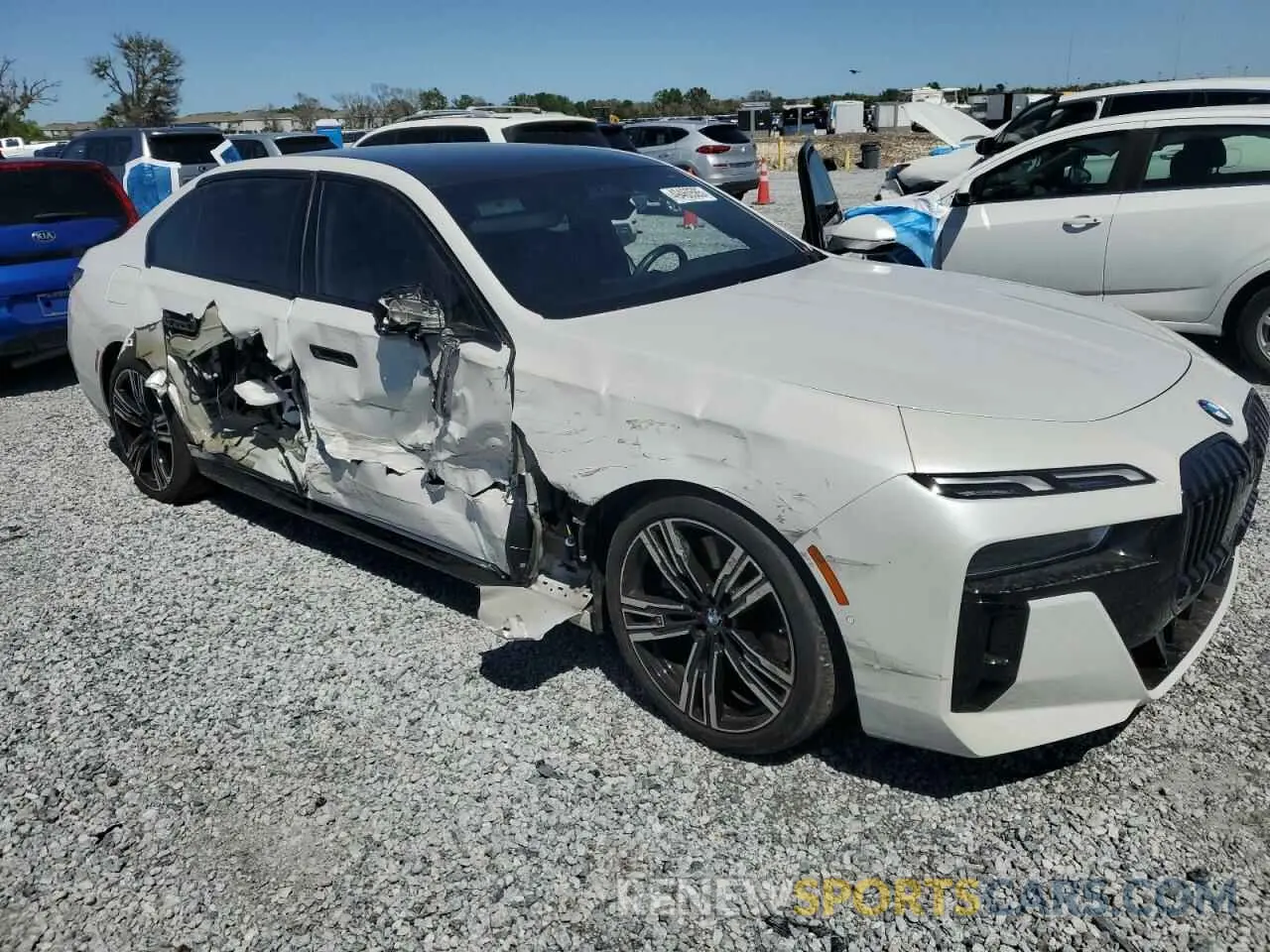 4 Photograph of a damaged car WBA23EH05PCN58157 BMW 7 SERIES 2023
