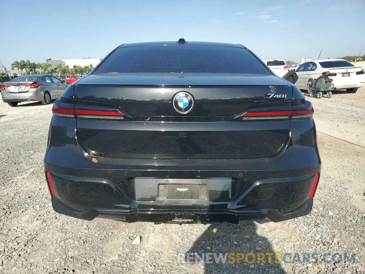 6 Photograph of a damaged car WBA23EH09PCM61561 BMW 7 SERIES 2023