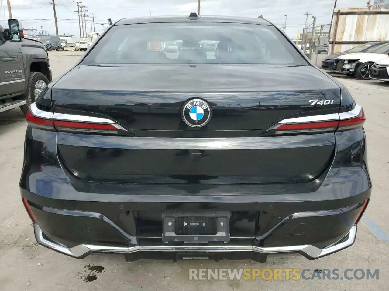 6 Photograph of a damaged car WBA23EH03RCP67206 BMW 7 SERIES 2024