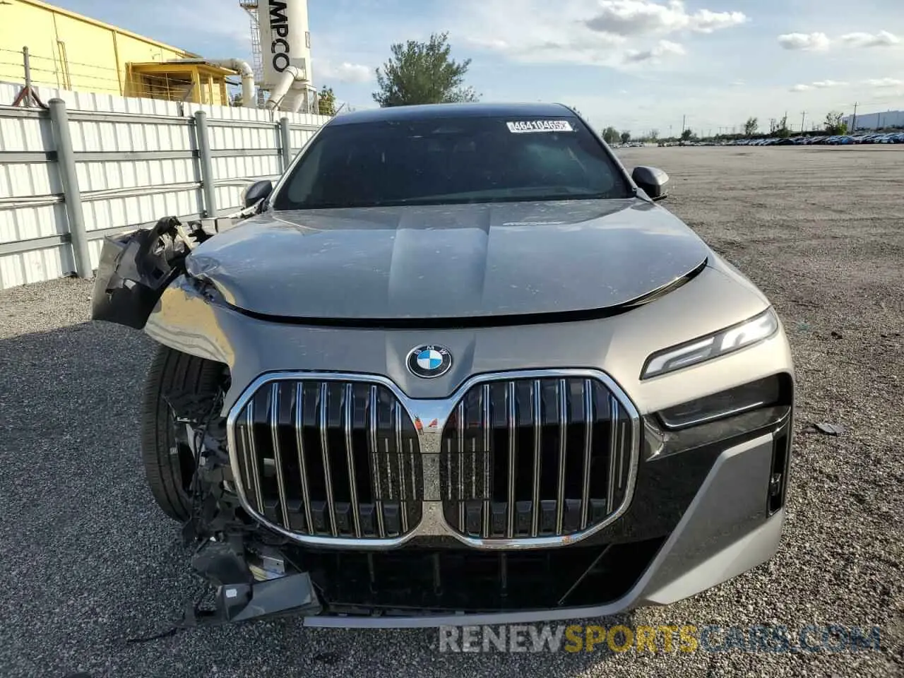 5 Photograph of a damaged car WBA23EH06RCS73051 BMW 7 SERIES 2024