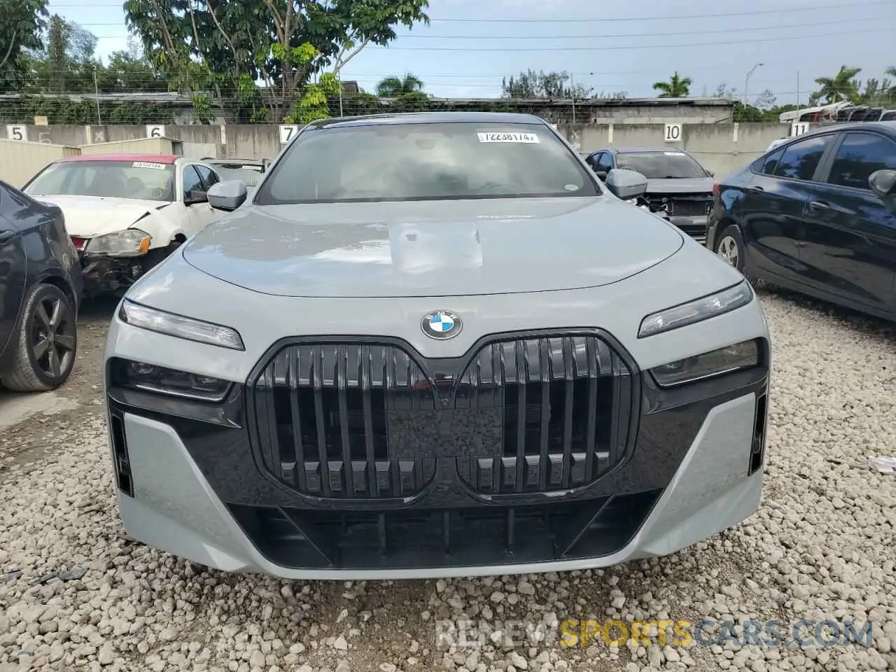 5 Photograph of a damaged car WBA23EH07RCP32314 BMW 7 SERIES 2024