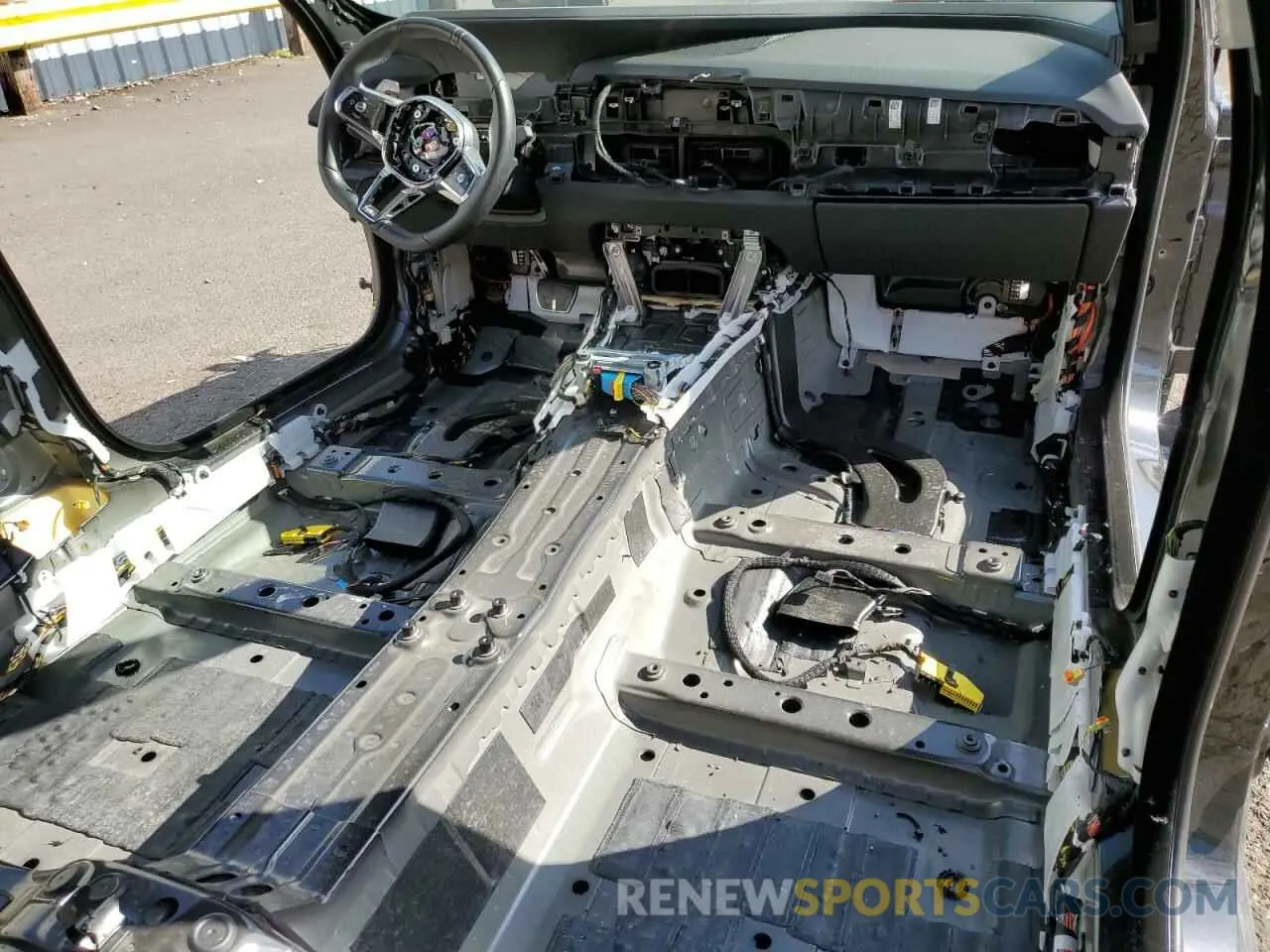 8 Photograph of a damaged car WBA23EH09RCR07226 BMW 7 SERIES 2024