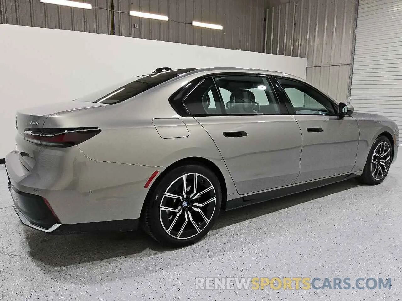 3 Photograph of a damaged car WBA33EH08RCS18086 BMW 7 SERIES 2024