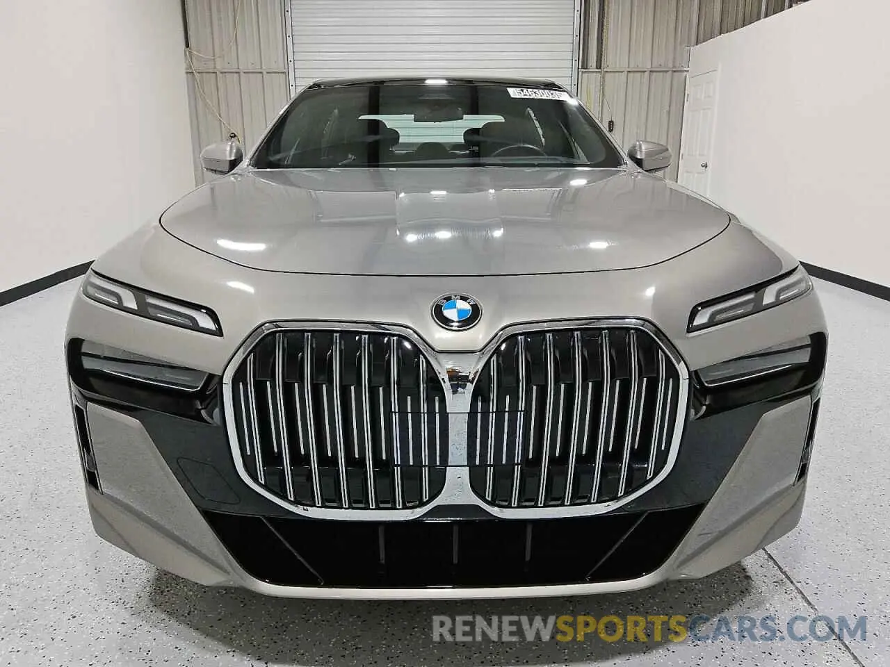 5 Photograph of a damaged car WBA33EH08RCS18086 BMW 7 SERIES 2024