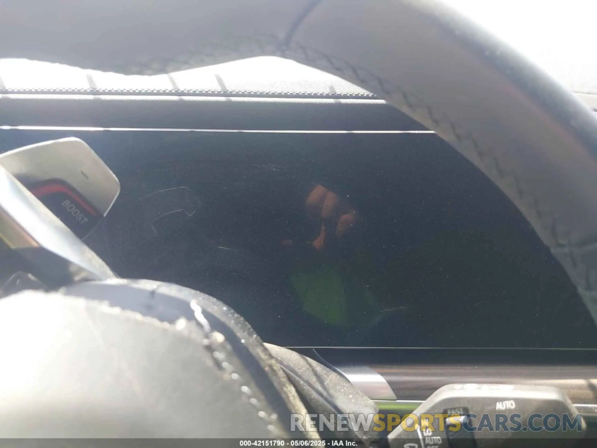 7 Photograph of a damaged car WBA23EH01PCN58267 BMW 740 2023