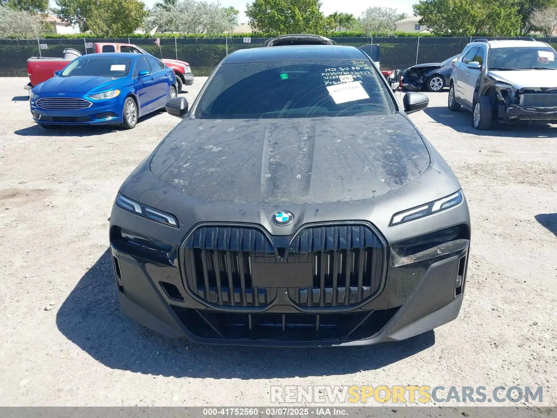 6 Photograph of a damaged car WBA23EH04PCN19544 BMW 740 2023