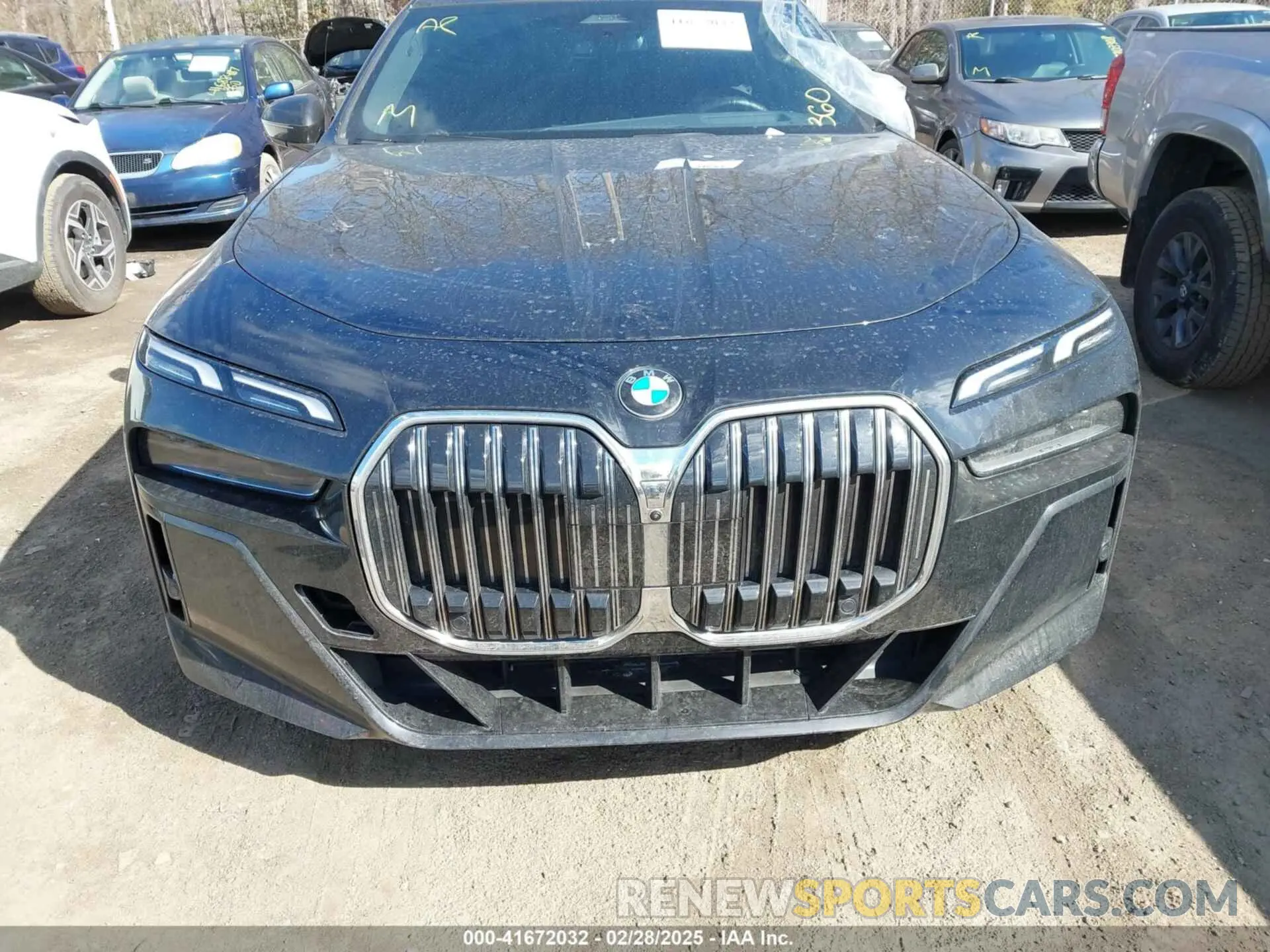 13 Photograph of a damaged car WBA23EH0XPCM66798 BMW 740 2023