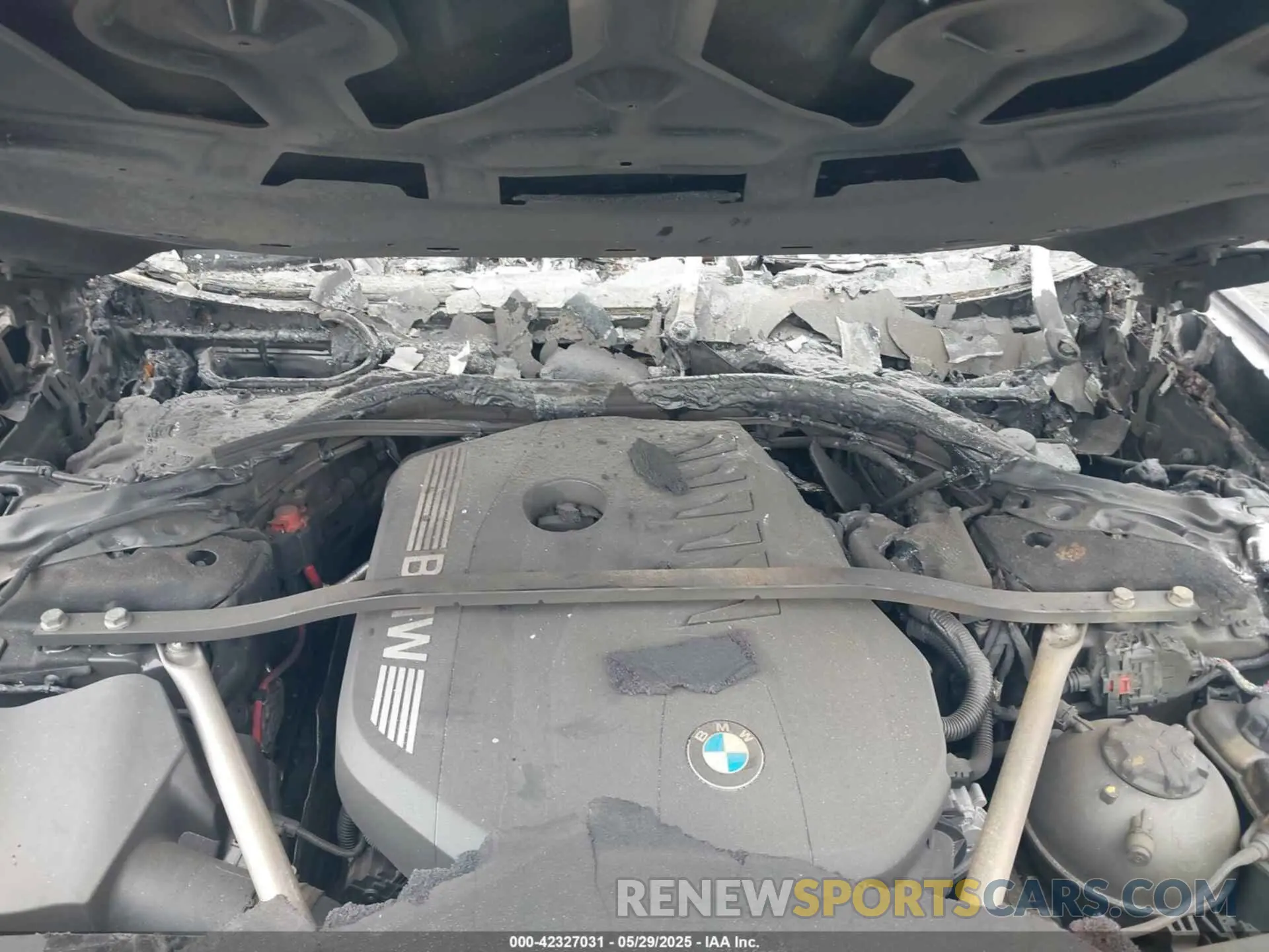 10 Photograph of a damaged car WBA33EH0XRCS31602 BMW 740 2024