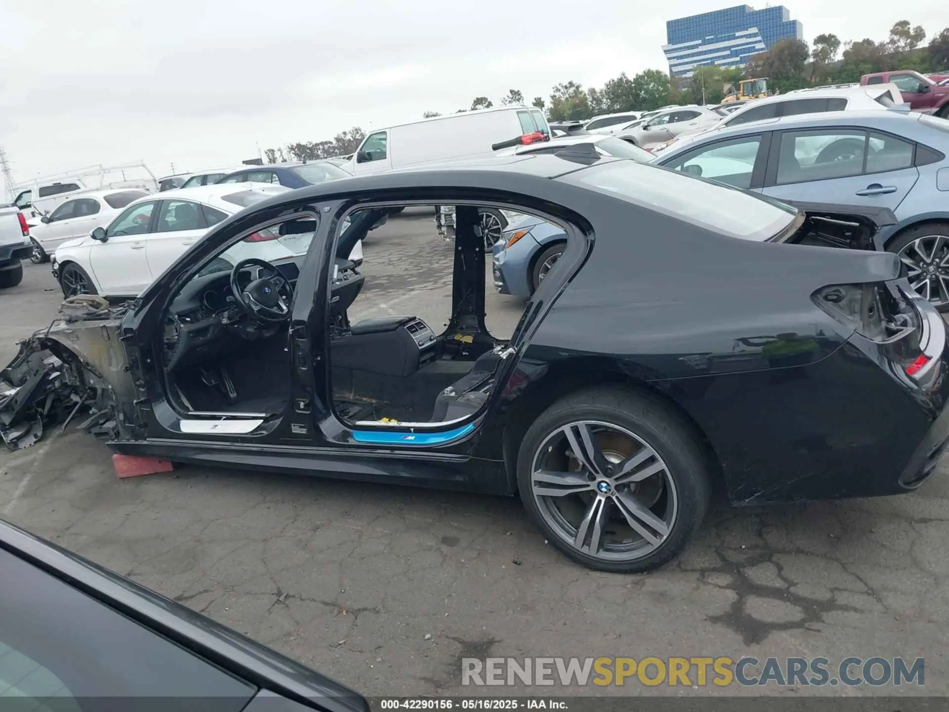 13 Photograph of a damaged car WBA7E2C50KB454417 BMW 740I 2019