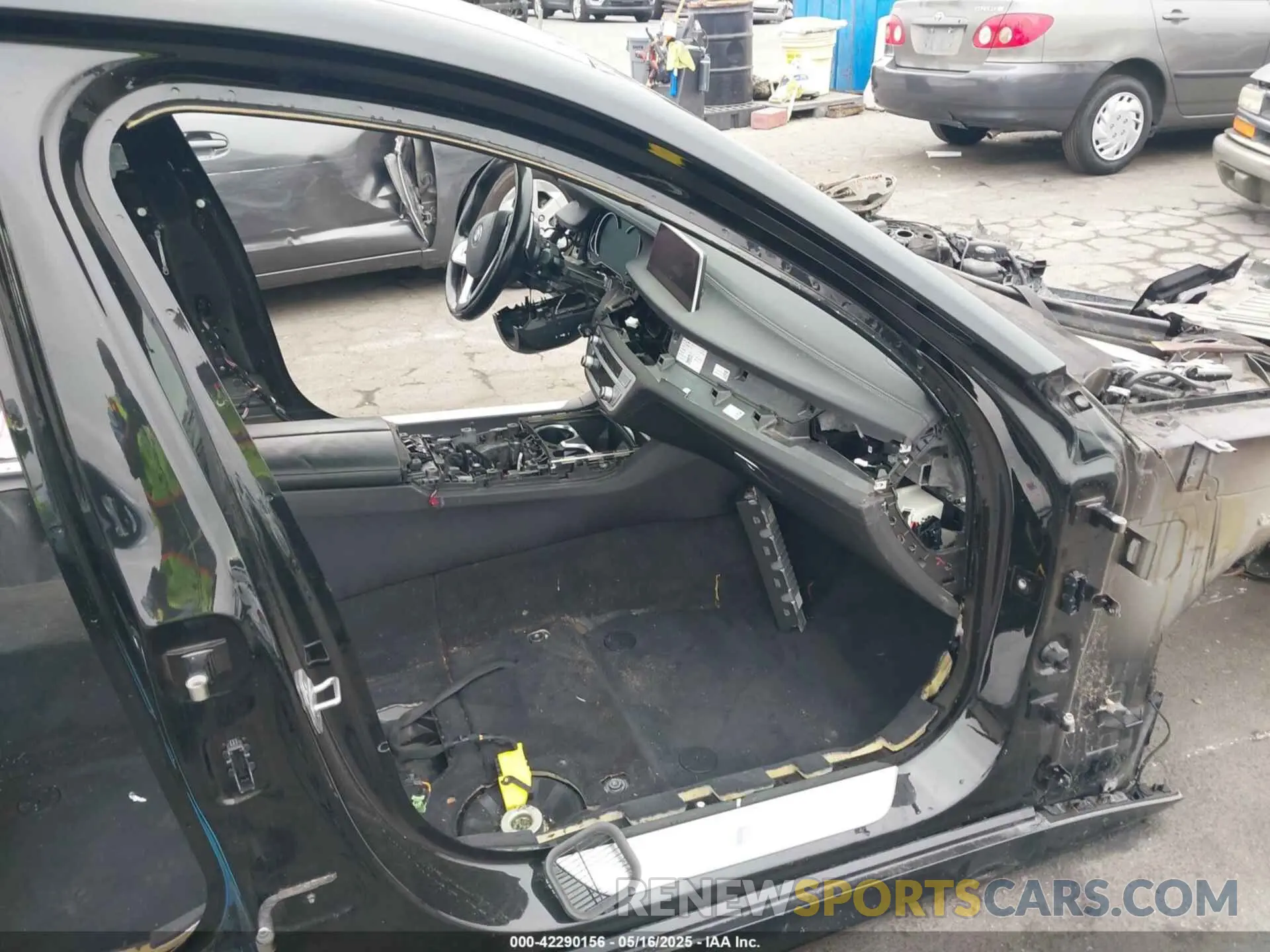 5 Photograph of a damaged car WBA7E2C50KB454417 BMW 740I 2019