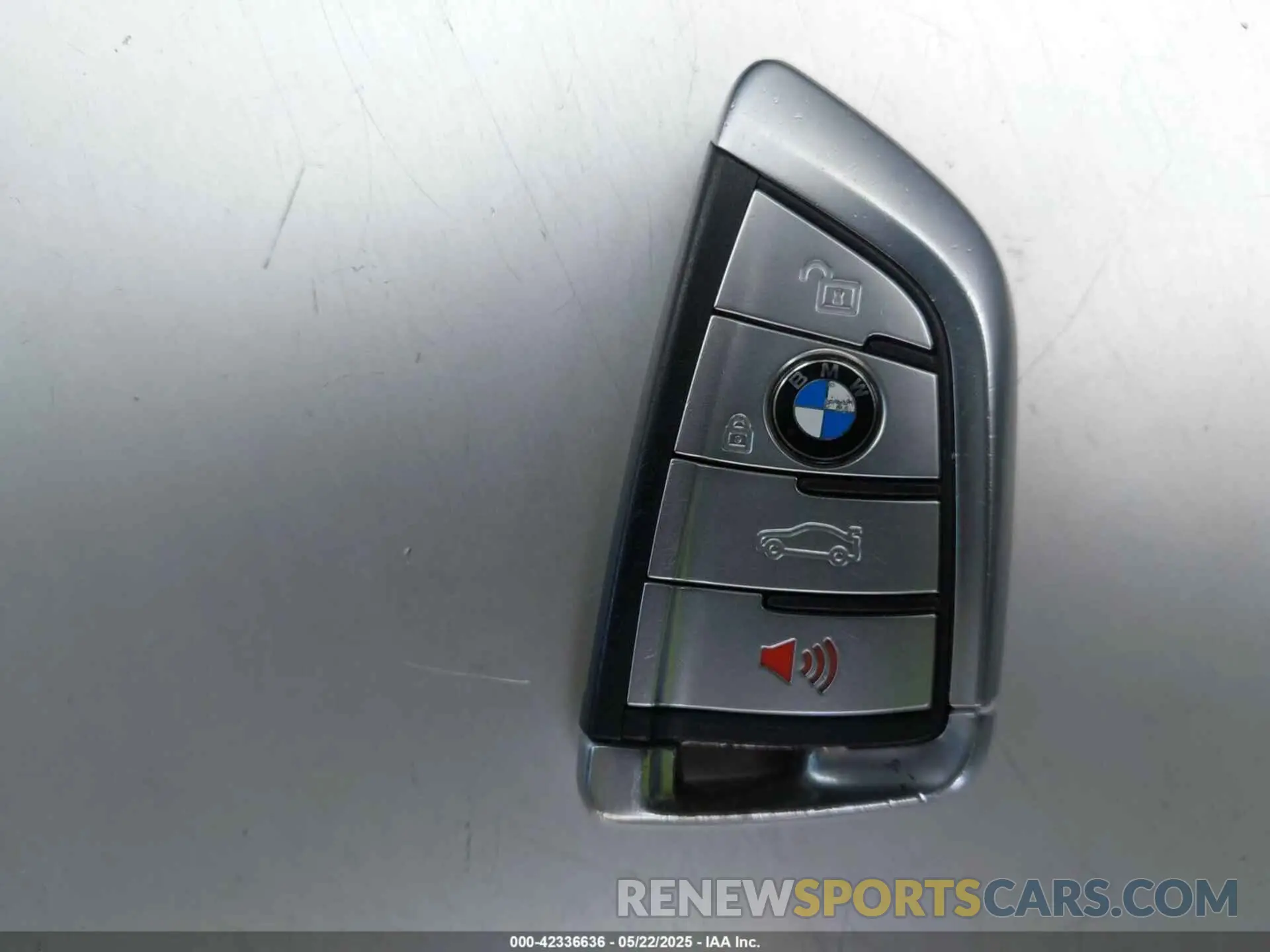 11 Photograph of a damaged car WBA7E2C56KB216989 BMW 740I 2019
