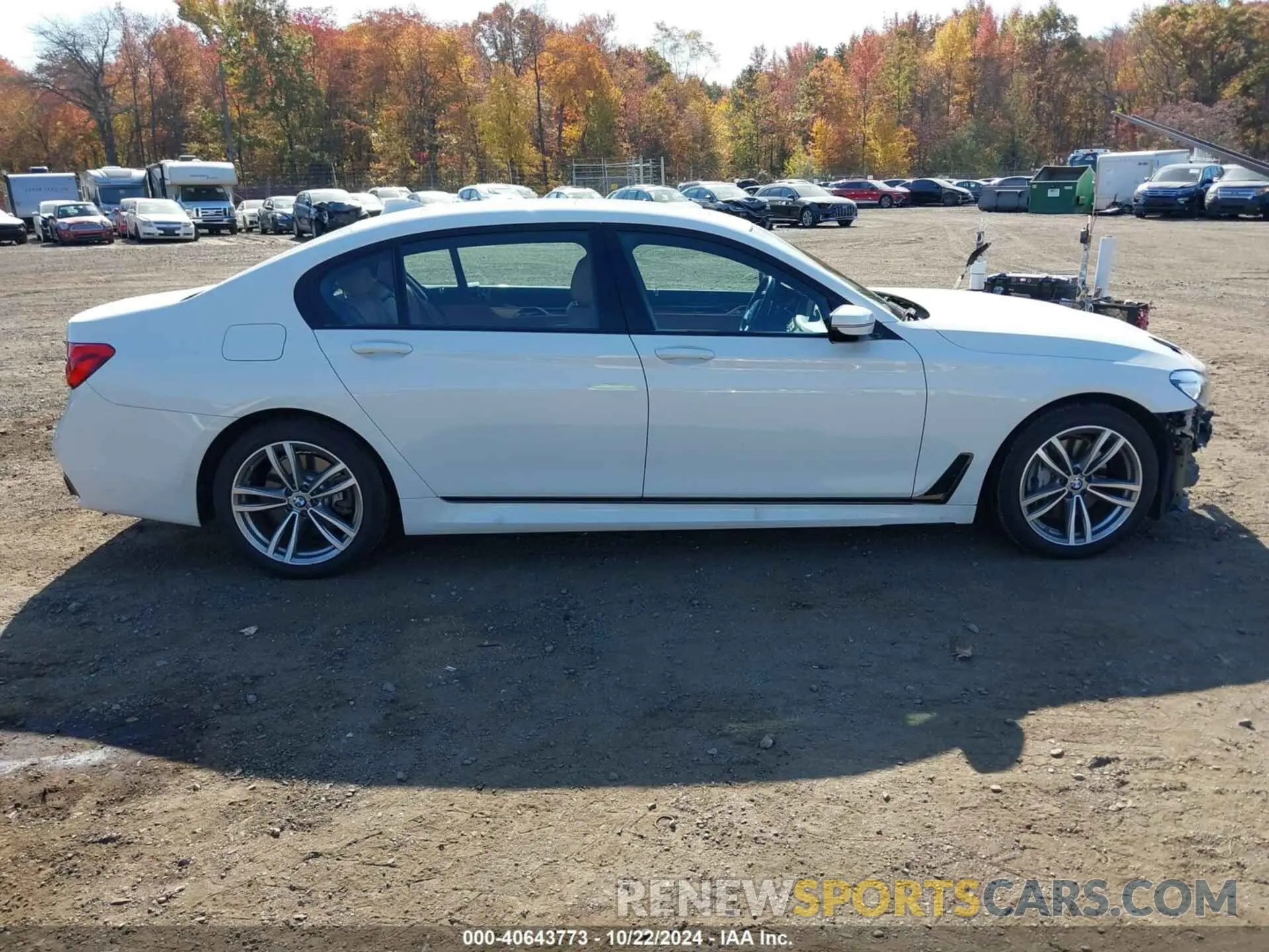 13 Photograph of a damaged car WBA7E4C50KGV28496 BMW 740I 2019