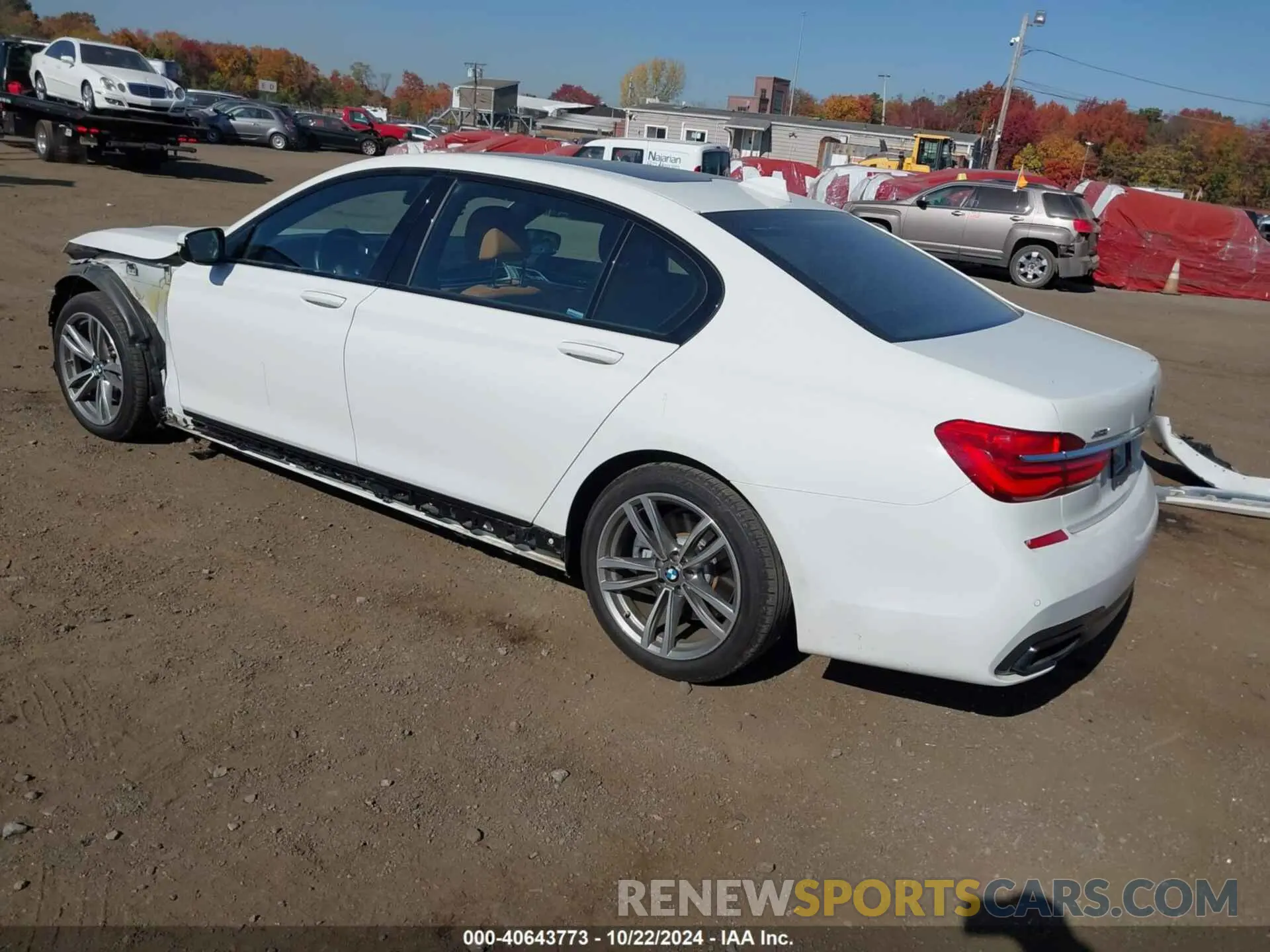 3 Photograph of a damaged car WBA7E4C50KGV28496 BMW 740I 2019