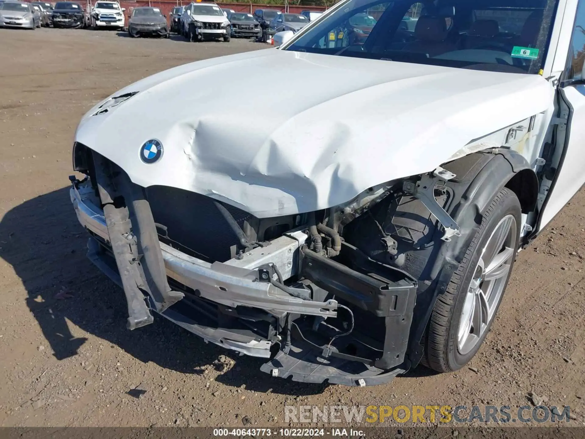 6 Photograph of a damaged car WBA7E4C50KGV28496 BMW 740I 2019