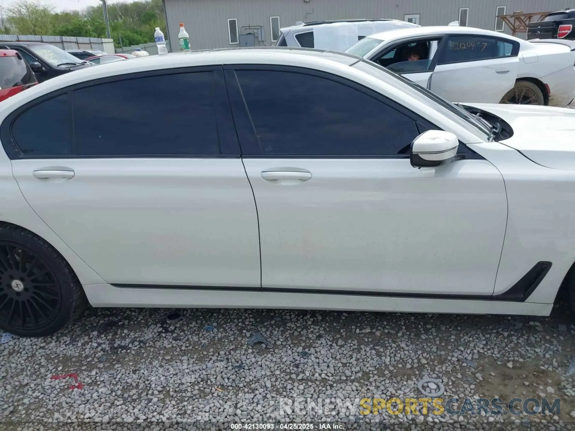 14 Photograph of a damaged car WBA7E4C54KGV28548 BMW 740I 2019