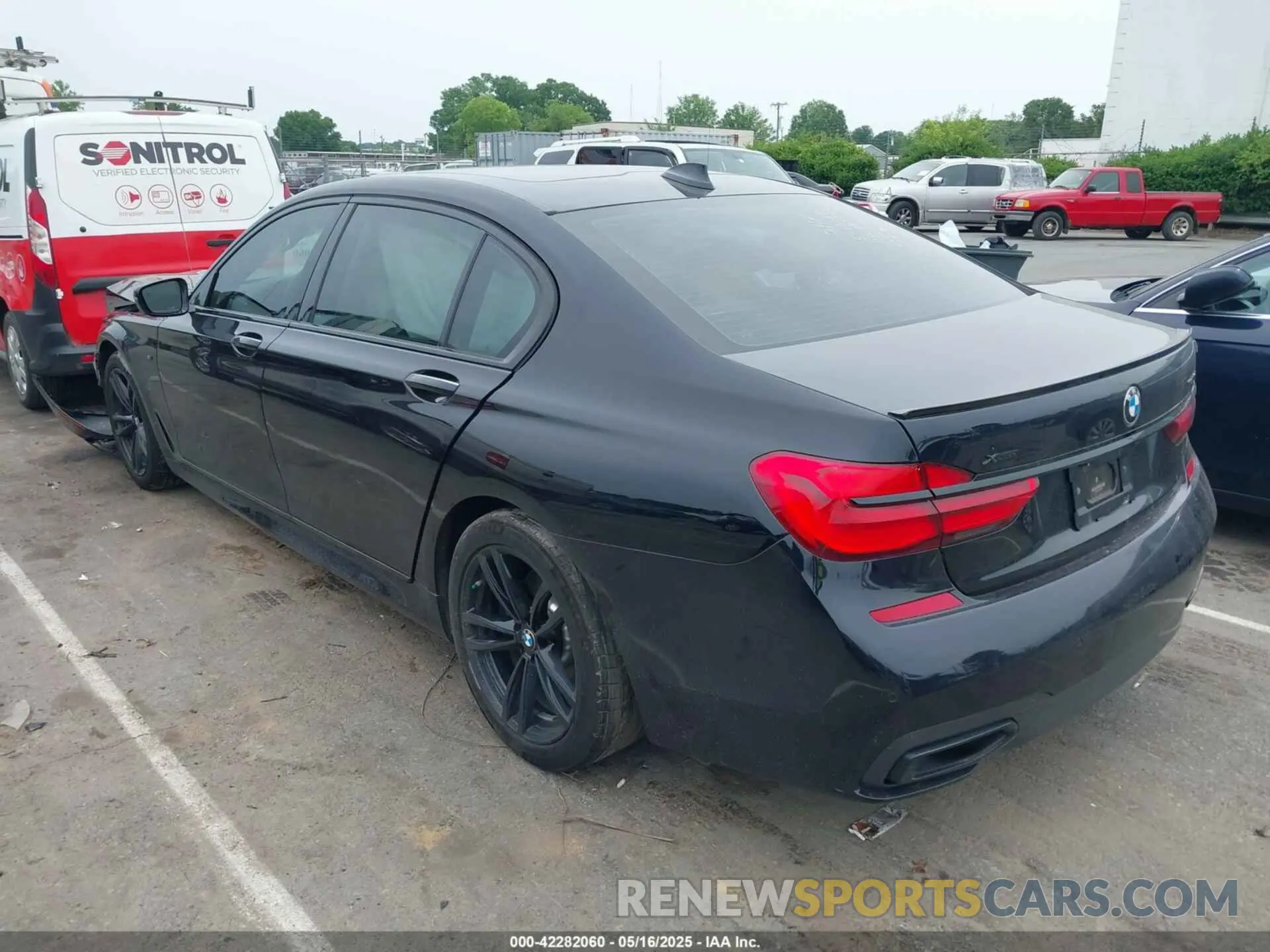 3 Photograph of a damaged car WBA7E4C54KGV28663 BMW 740I 2019