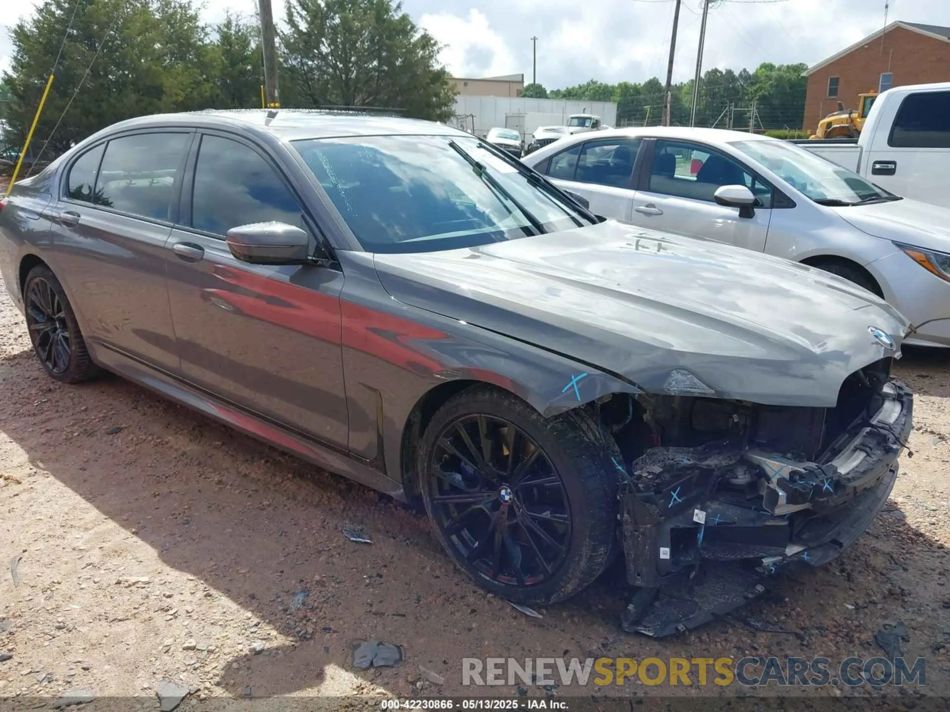 1 Photograph of a damaged car WBA7T2C0XLGF96842 BMW 740I 2020