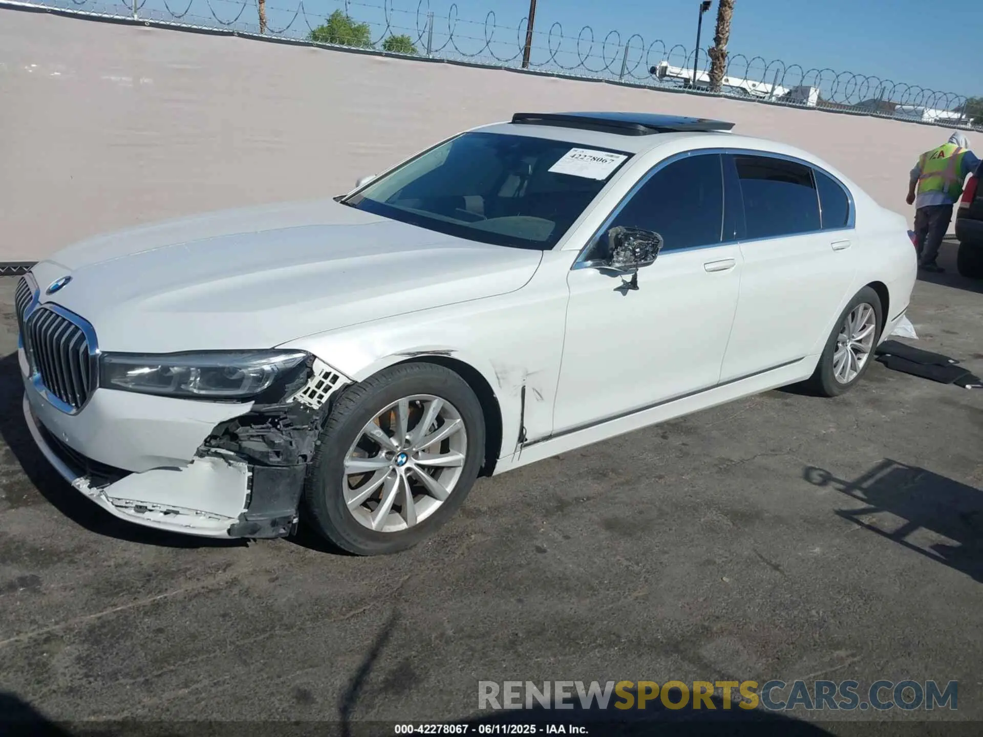 16 Photograph of a damaged car WBA7T2C0XLGL17774 BMW 740I 2020