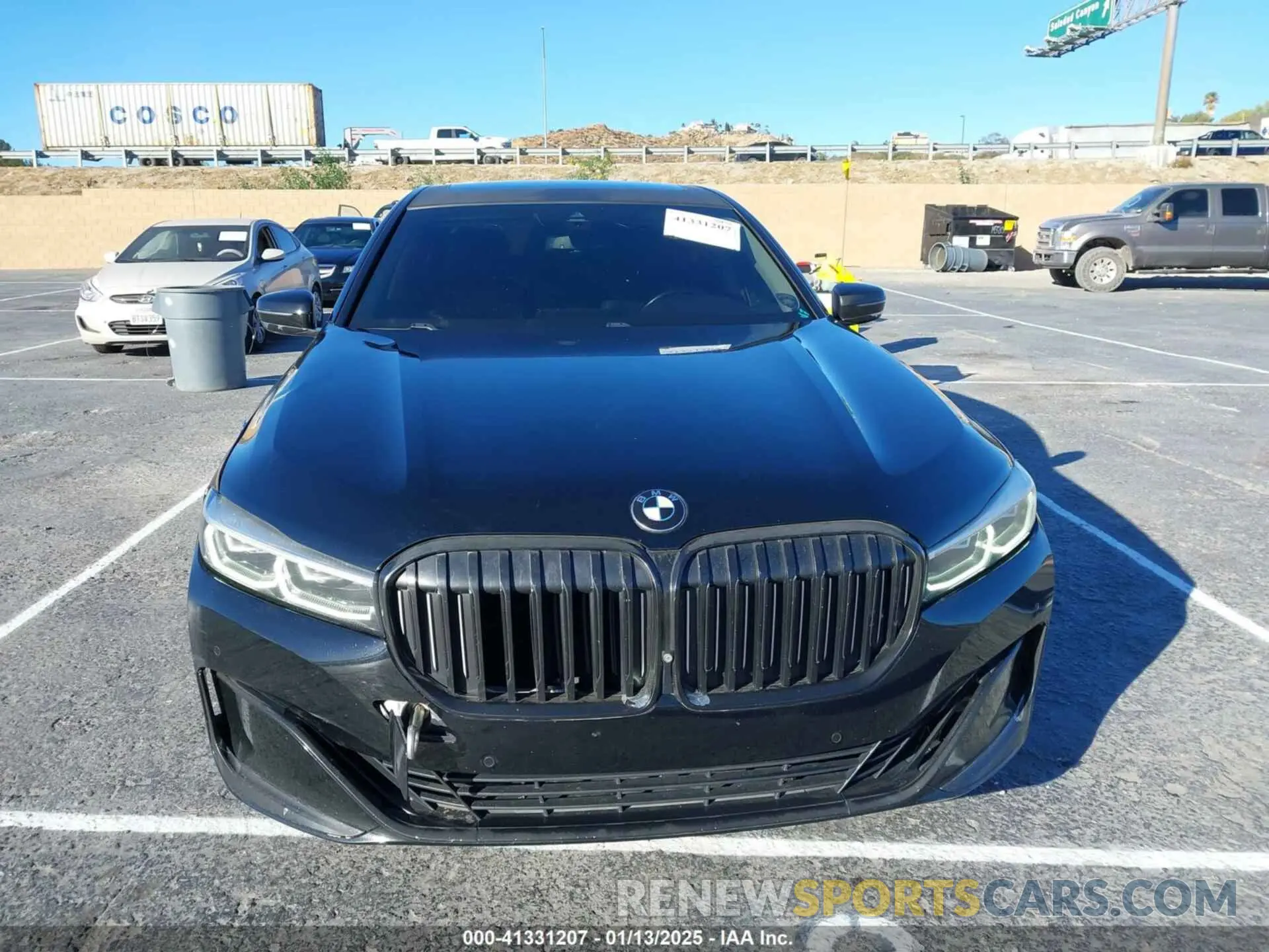 12 Photograph of a damaged car WBA7T4C06LGF97420 BMW 740I 2020